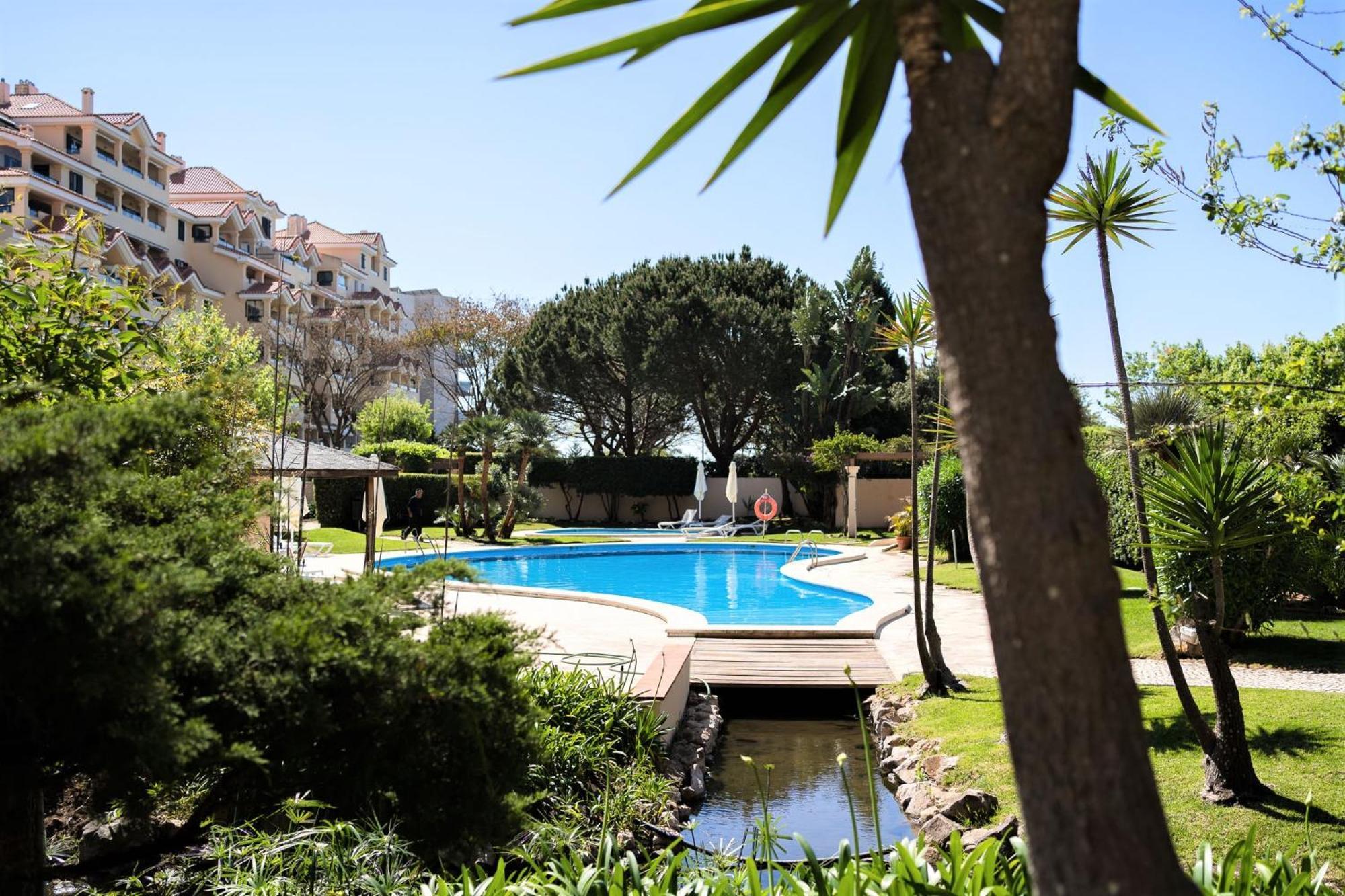 Luxury Apartment Near Cascais Town & Marina Exterior photo